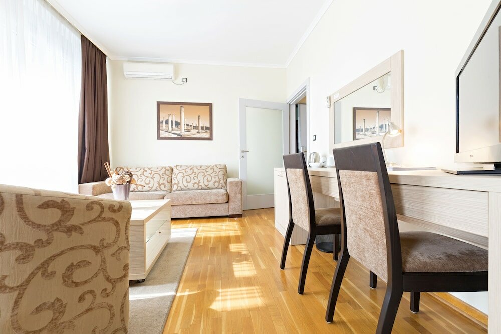 Фото Hotel Nevski