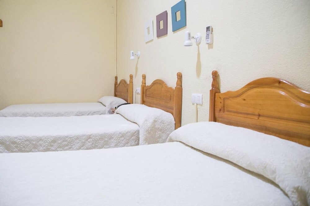 Фото Hostal Sierpes