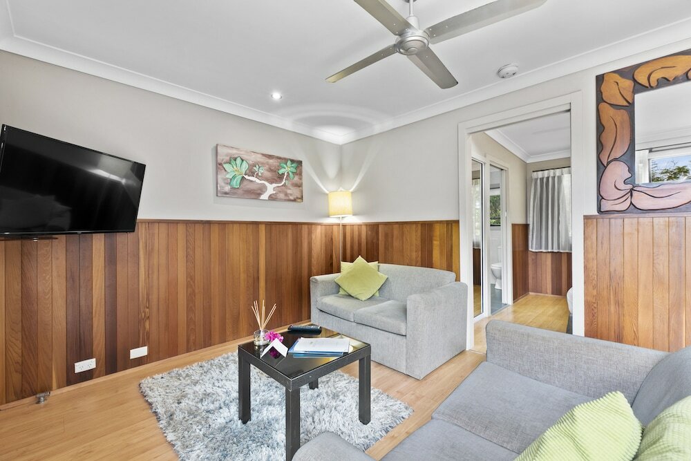 Фото Broad Leaf Villas