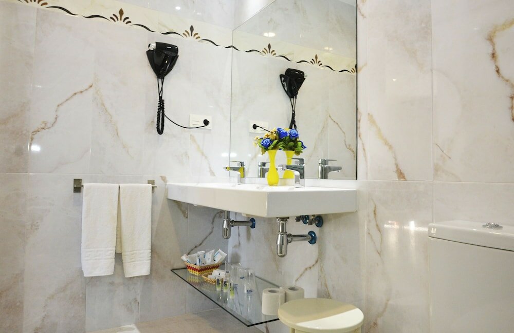 Фото Hotel Torrejoven