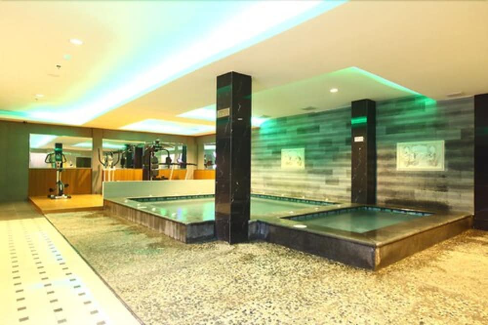 Фото Asialink Premier Karawang