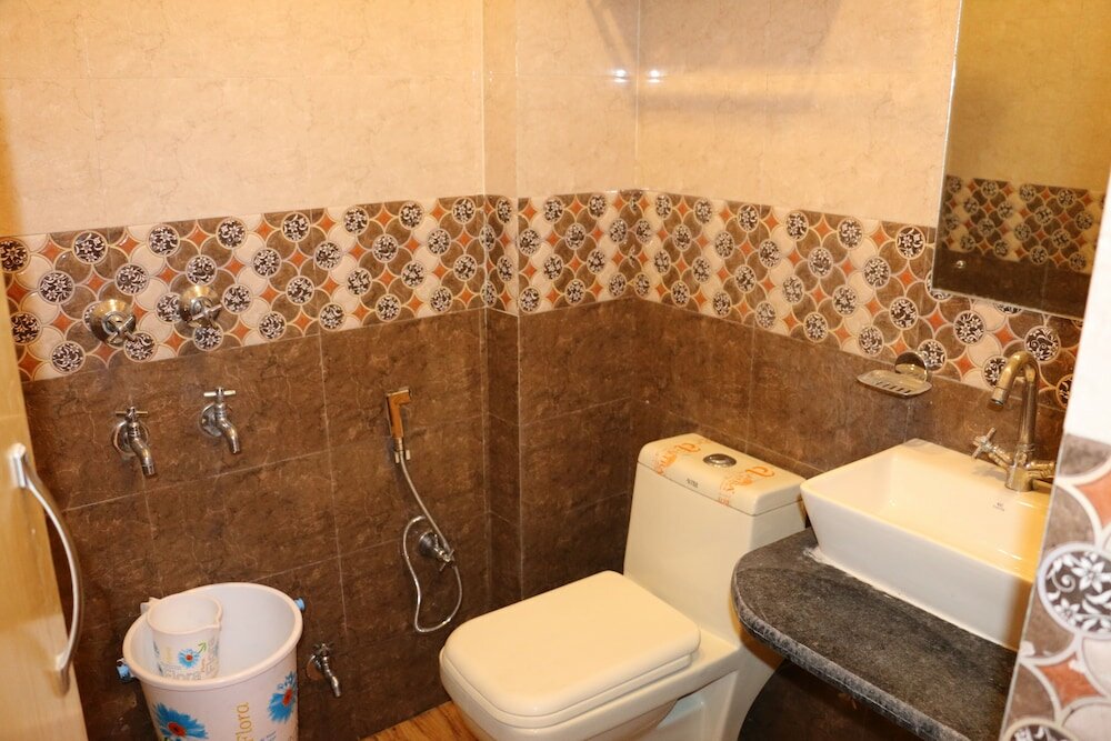 Фото Check In Room Chuna Mandi