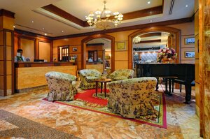 Гостиница The Jesselton Hotel