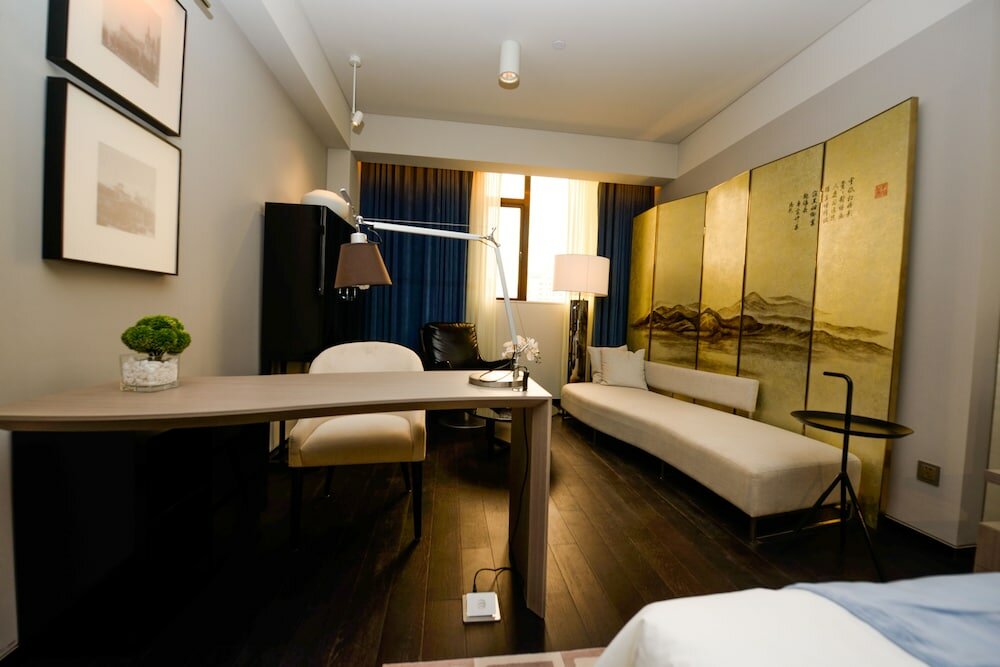 Фото Golden Tulip Bund New Asia