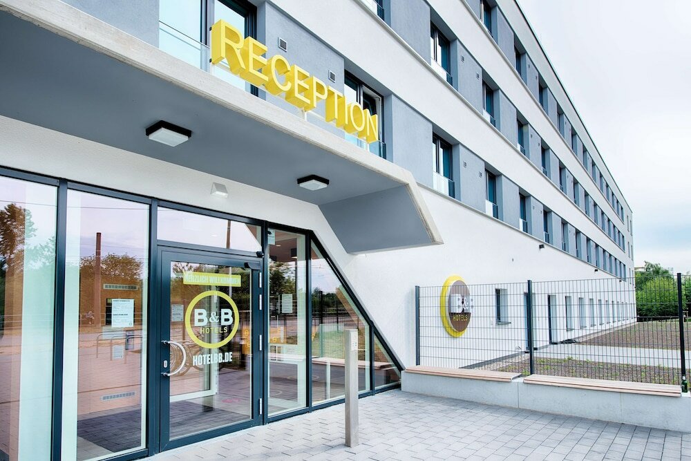 Фото B&b Hotel Rostock-Hafen