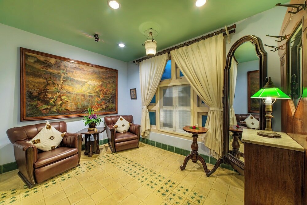 Фото Hotel Tugu Blitar