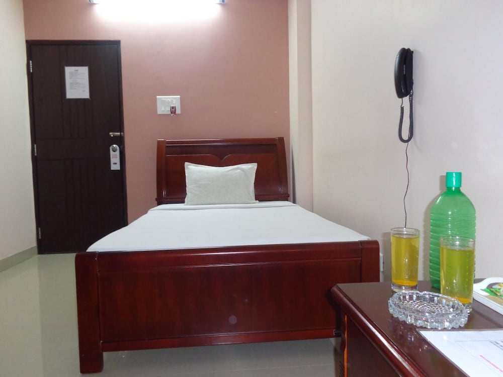 Фото Hotel Avisha