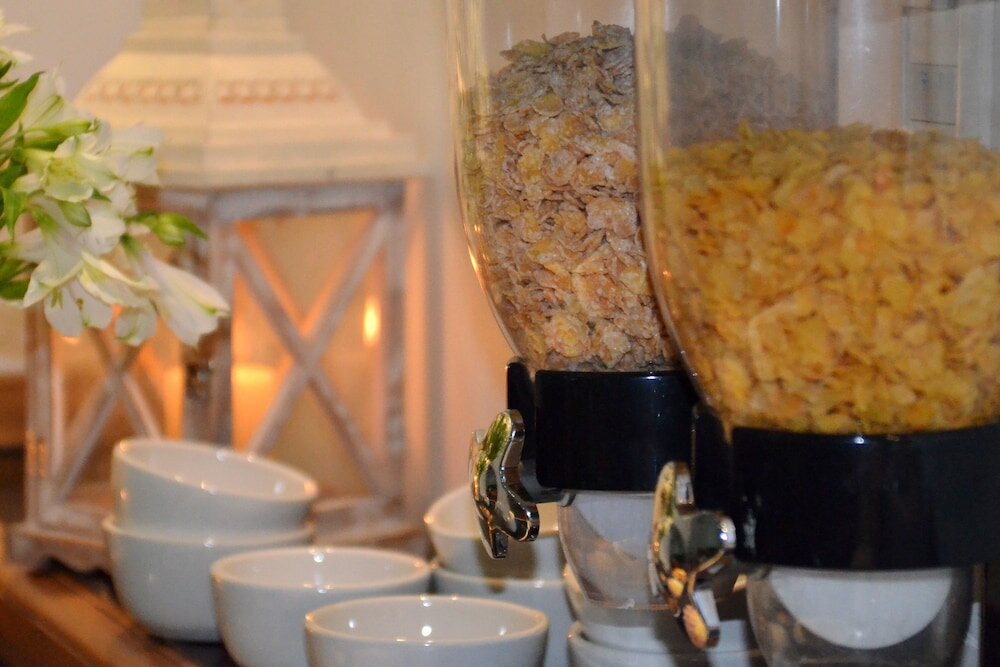 Фото Hotel Ayamitre