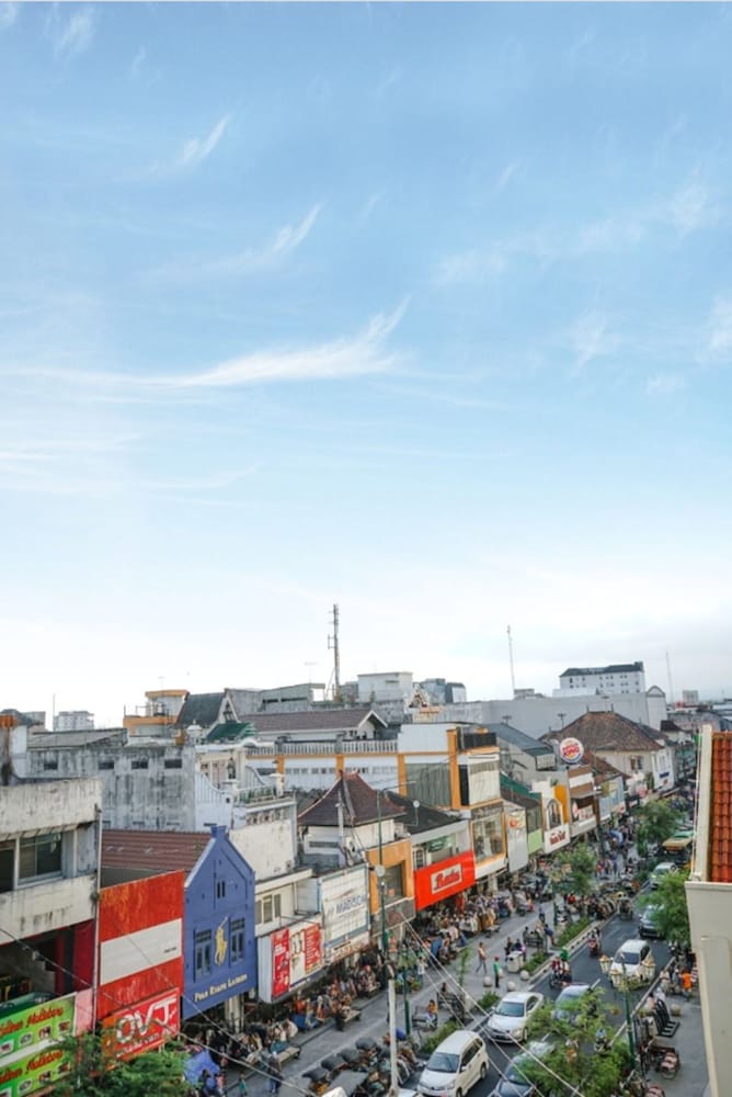 Фото Aveta Hotel Malioboro