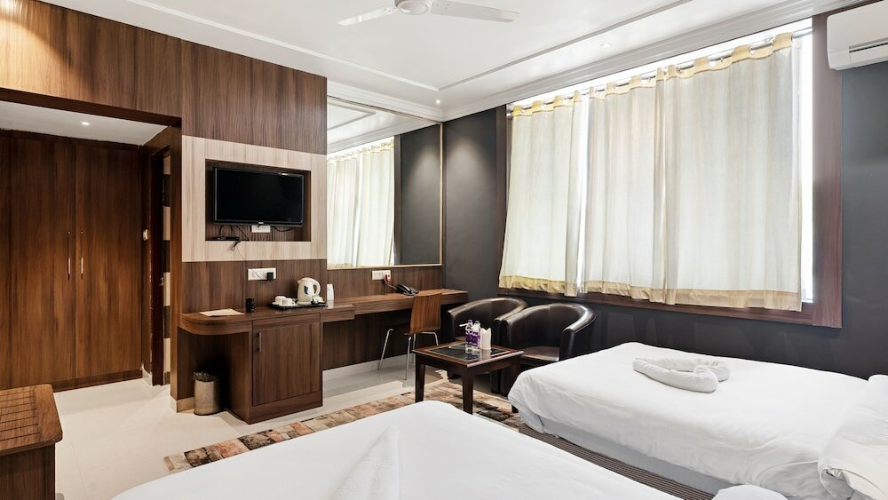 Фото Niranjana Hotel