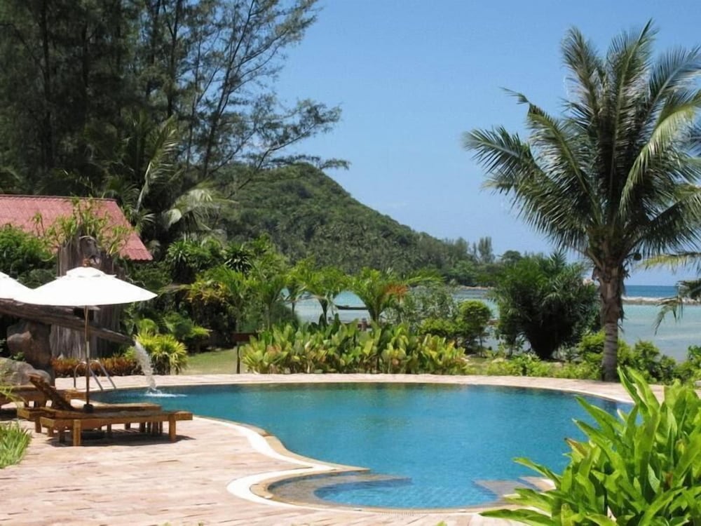Фото Malibu Beach Bungalows