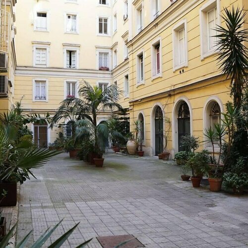 Gracchi Guest House