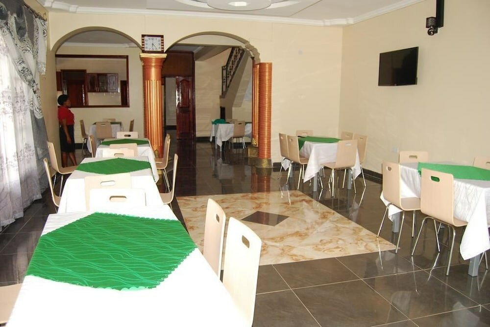 Фото Jowillis Hotel