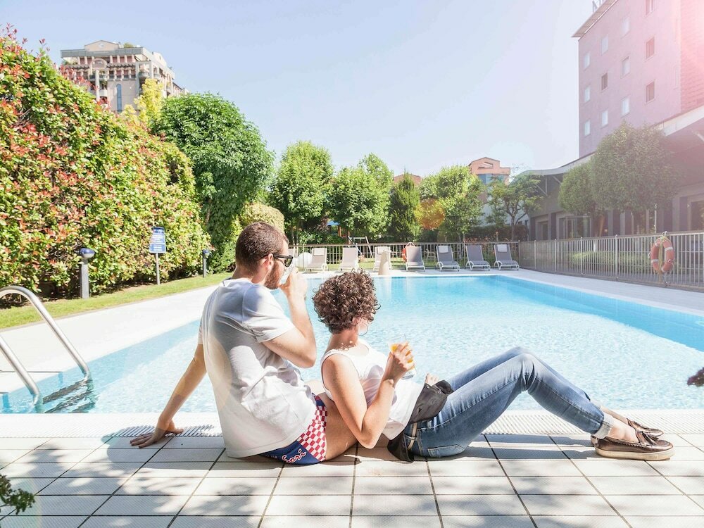 Фото Novotel Brescia 2