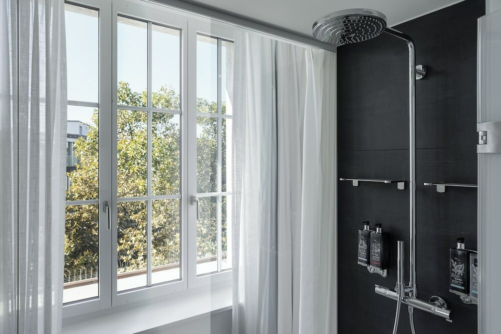 Фото Ruby Mimi Zurich