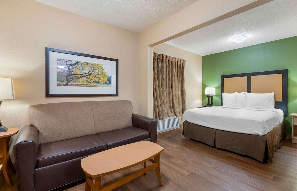 Фото Extended Stay America Suites Cleveland - Middleburg Heights