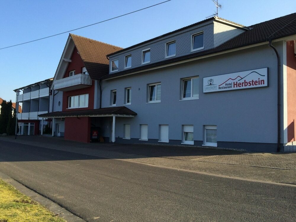 Фото Hotel Ristorante Herbstein