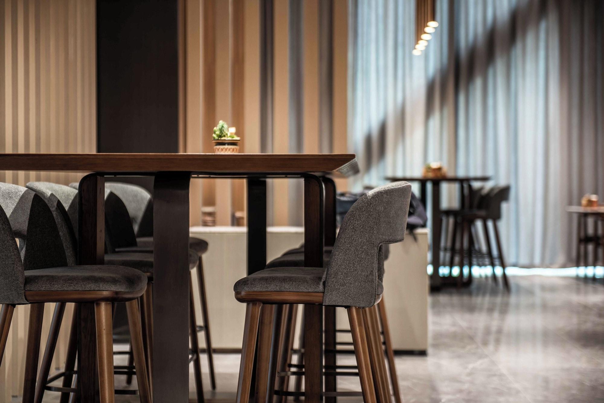 Фото UrCove by Hyatt Shanghai Lujiazui Expo