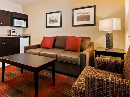 Фото Best Western Plus Red Deer Inn & Suites