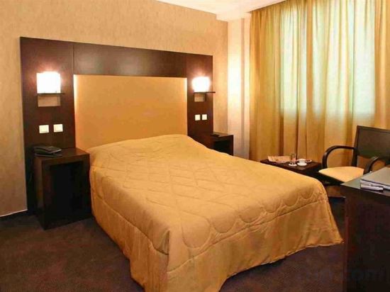 Фото The Alassia Hotel