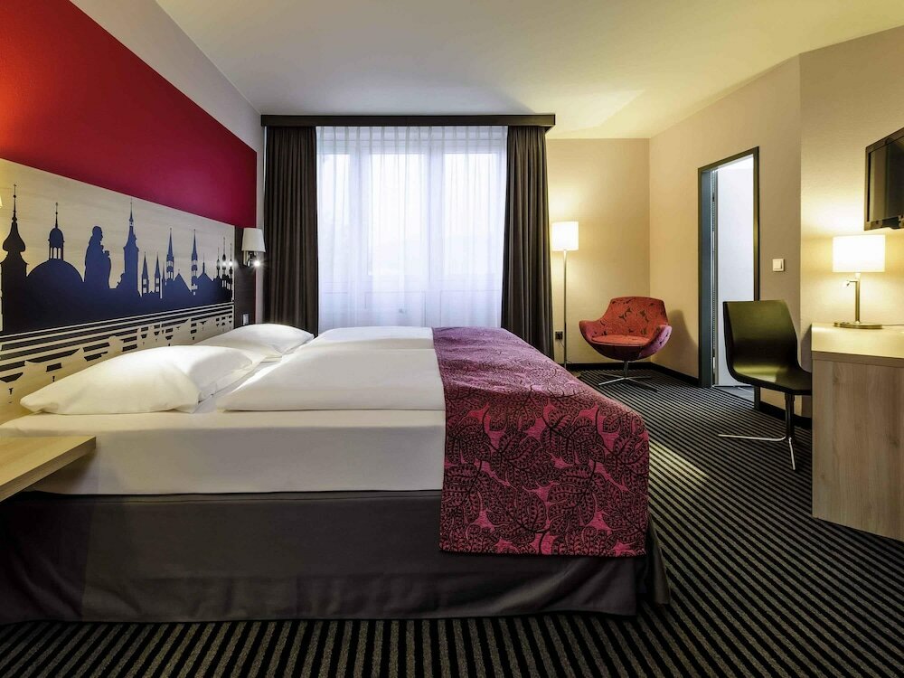 Фото Mercure Hotel Wuerzburg Am Mainufer