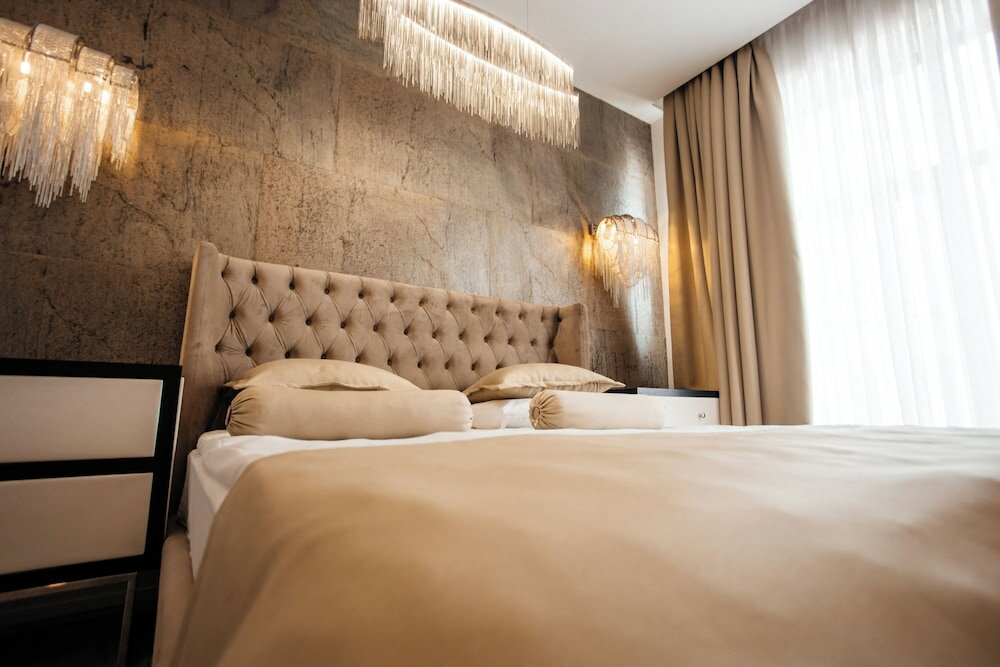 Фото Shirvanshah