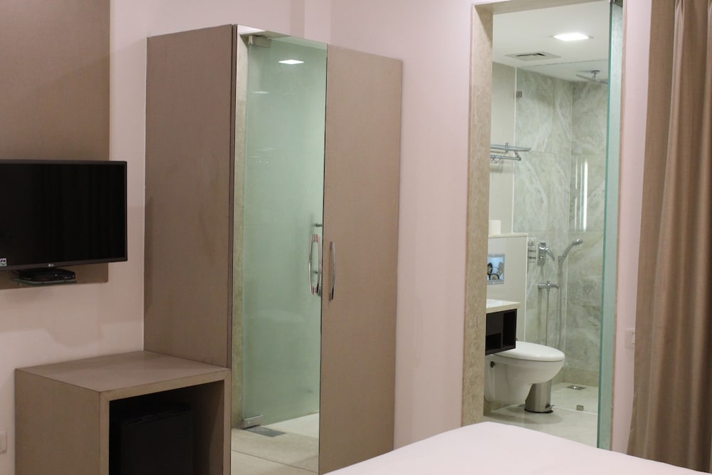 Фото Keys Lite Mayfield Gurugram