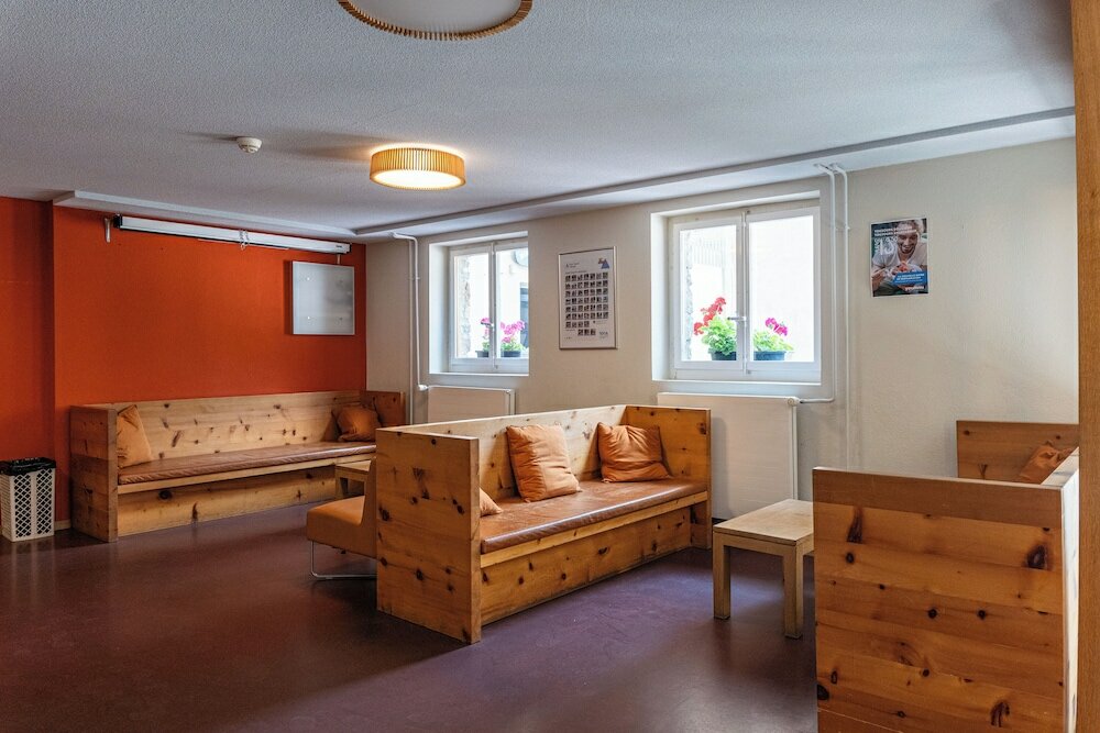 Фото Youth Hostel Zermatt