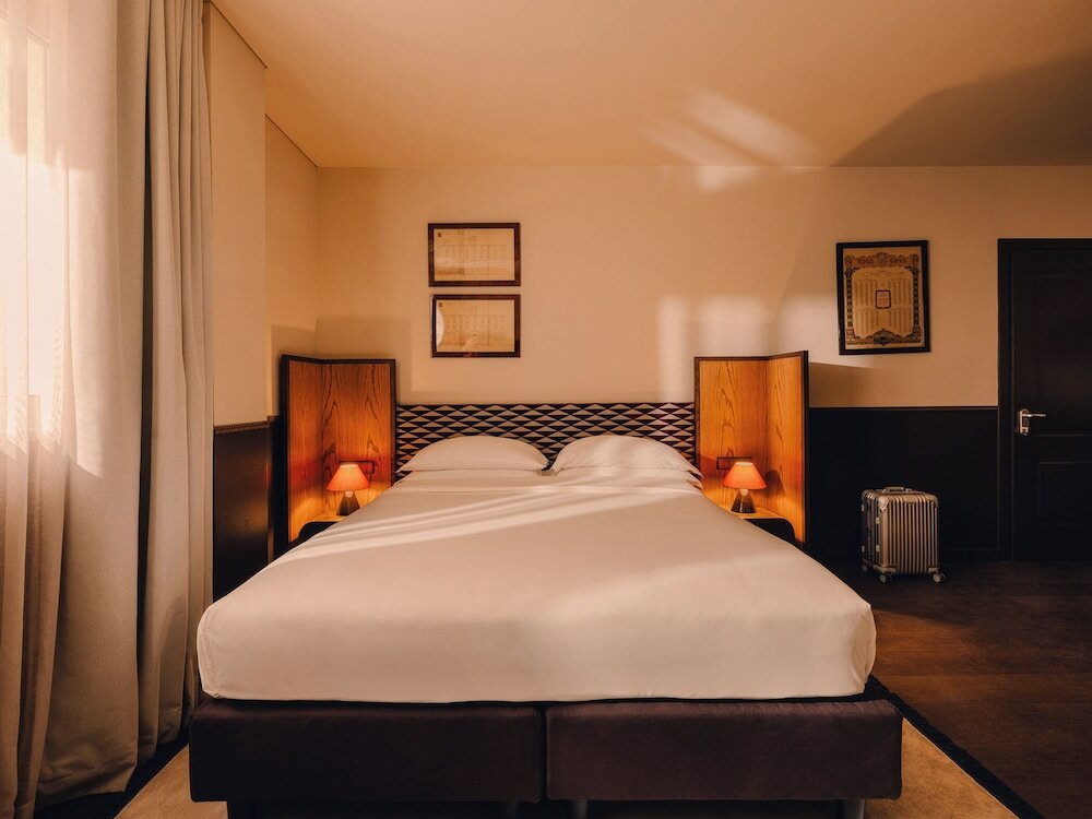 Фото Aethos Milan