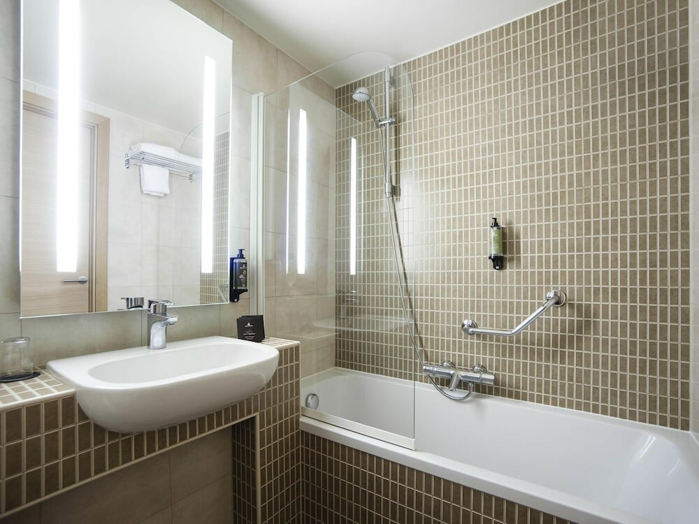 Фото Novotel Brussels Centre Midi Station