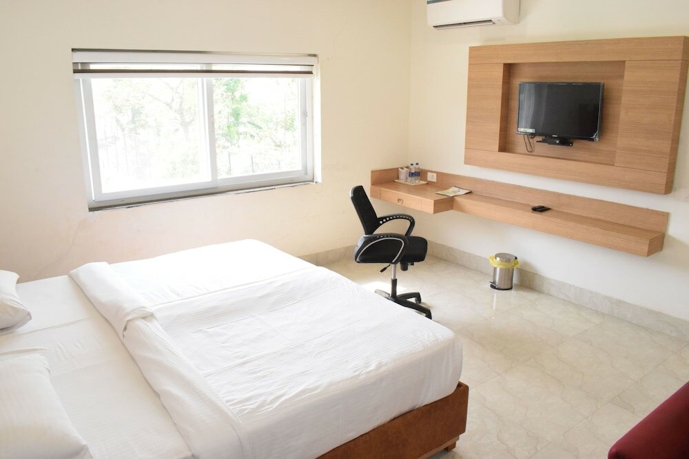 Фото The Rajgir Residency