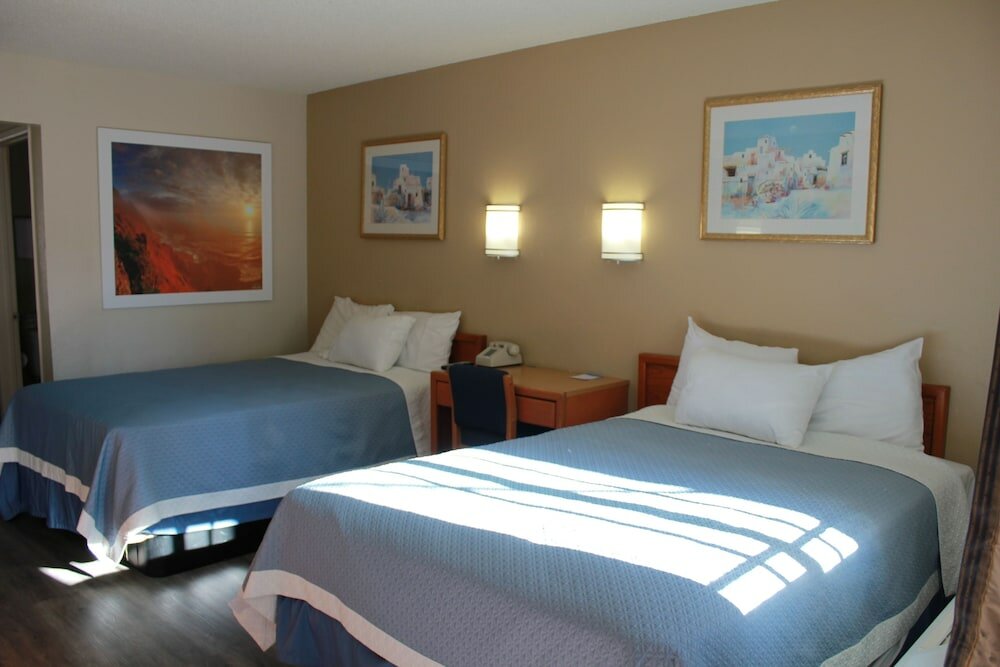 Фото Days Inn by Wyndham Barstow