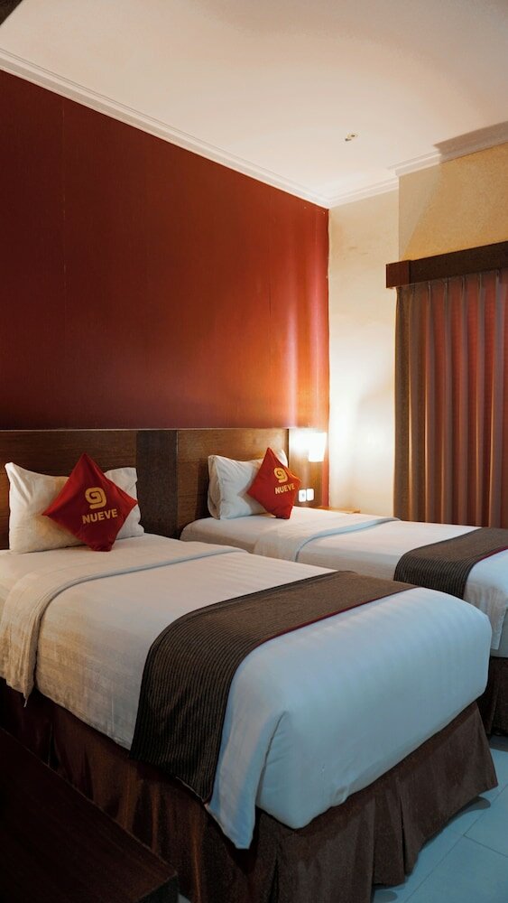 Фото Nueve Jogja Hotel