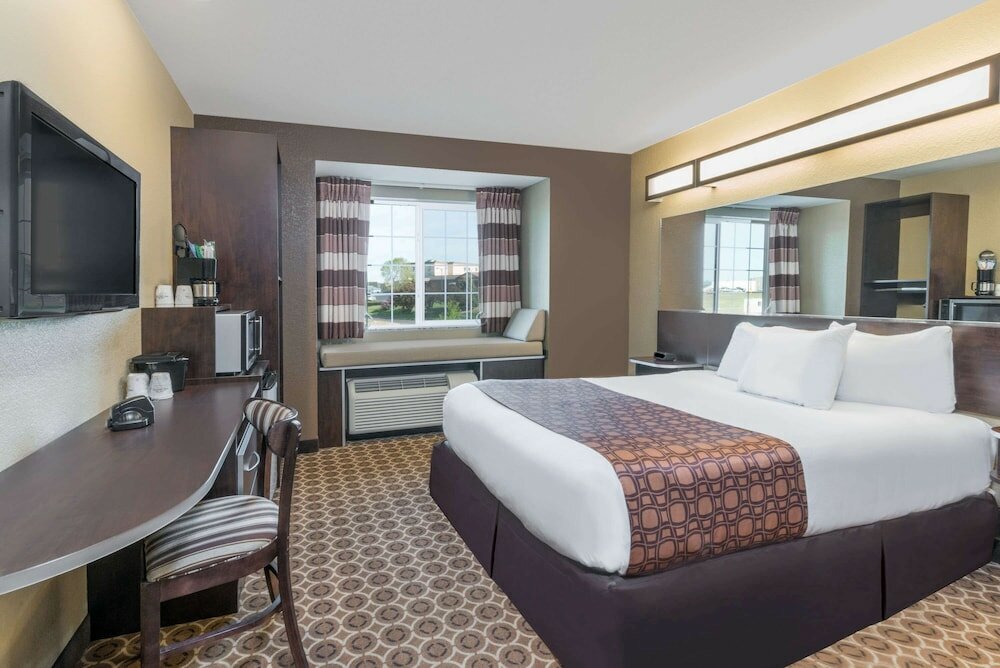 Фото Microtel Inn & Suites by Wyndham Dickinson