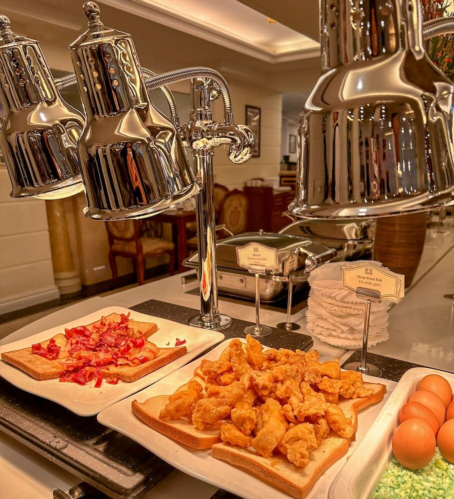 Фото Hotel Grand Saigon