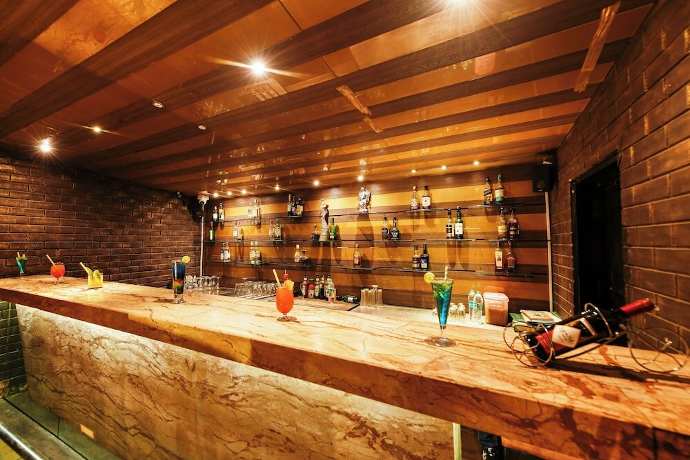 Фото Hotel Roopa