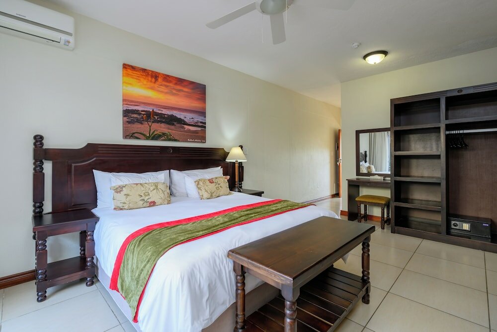 Фото Umthunzi Hotel & Conference