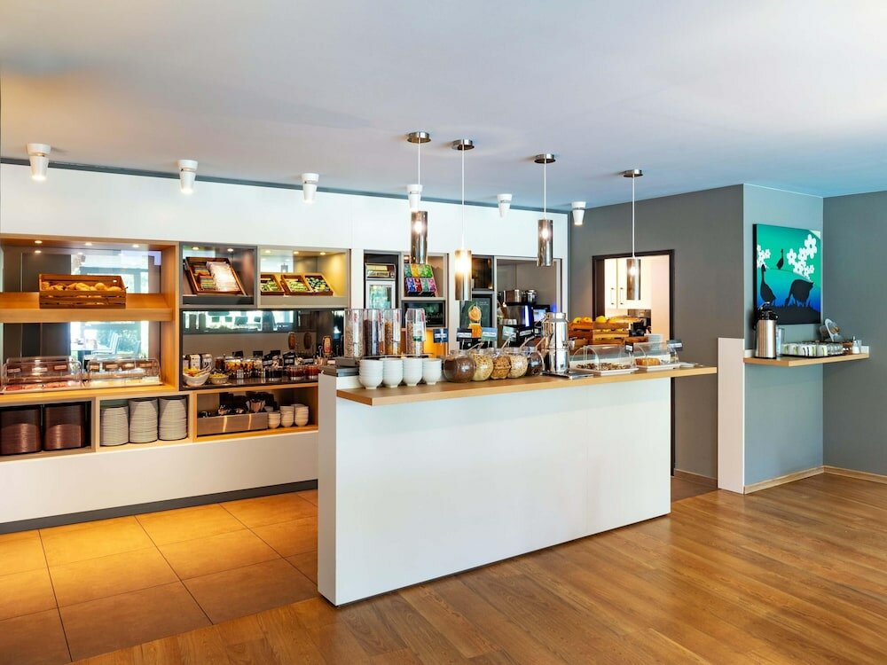 Фото B&b Hotel Göttingen-City