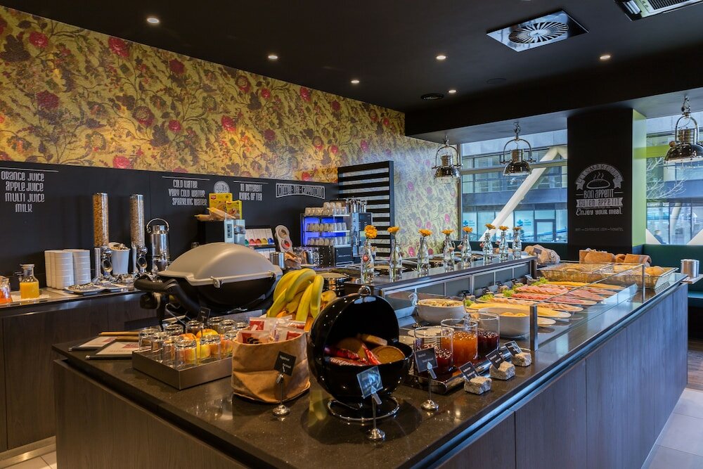 Фото Thon Hotel Rotterdam