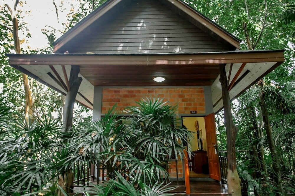 Фото The Vatika Resort and Spa