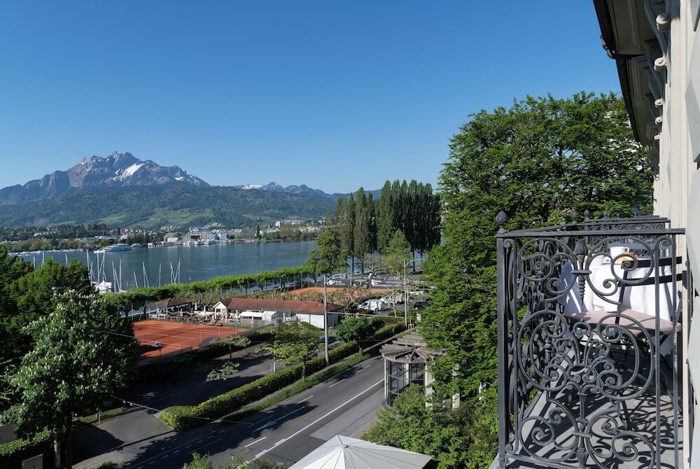 Фото Grand Hotel Europe