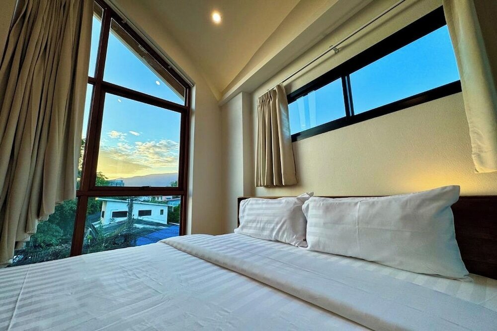 Фото Tanwa Hotel