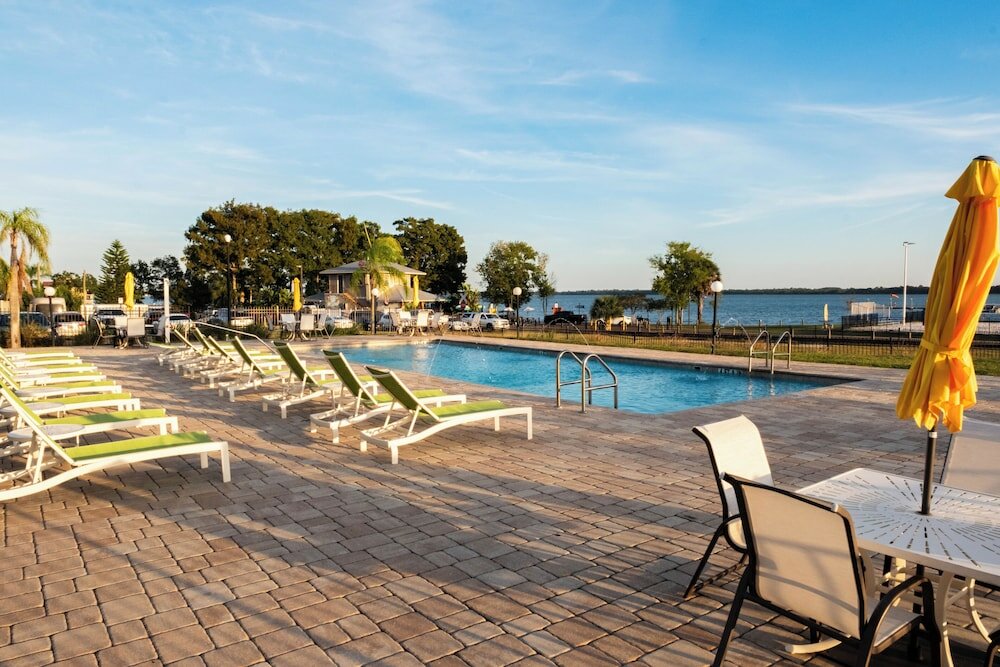 Фото Key West Resort on Lake Dora