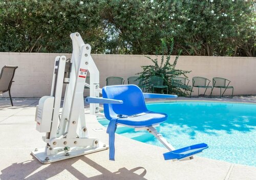 Гостиница Hampton Inn Visalia в Визалии