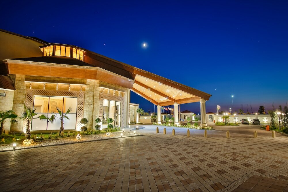 Pratap's Signature Hotel-Resort&Spa - 10