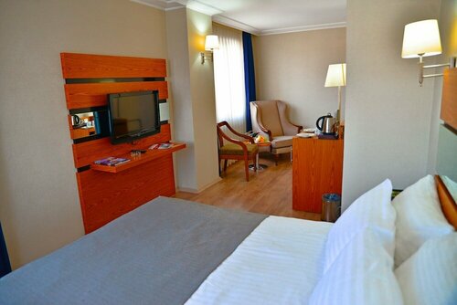 Гостиница The Green Park Hotel Taksim в Бейоглу