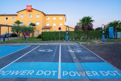 Гостиница Ibis Manosque Cadarache в Маноске