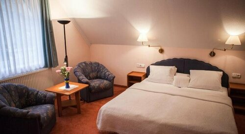 Гостиница Villa Mediterran в Зале