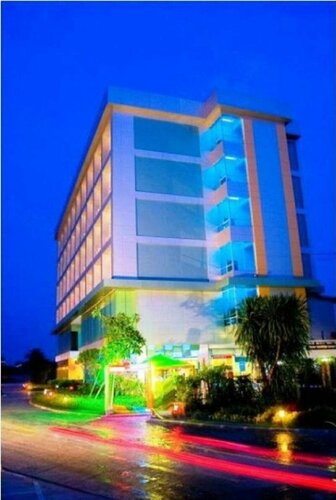 Гостиница V-One Hotel Korat в Накхонратчасиме