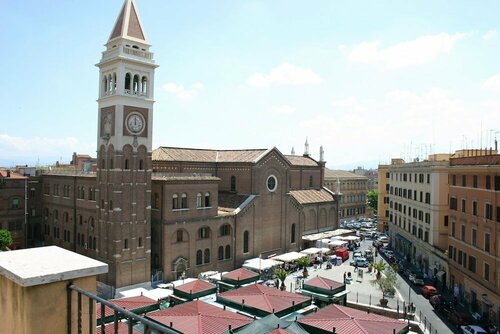 Laurentia Hotel